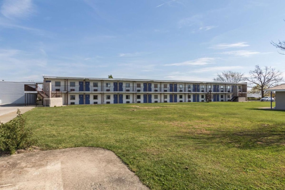 Motel 6-Mattoon, IL Image 12