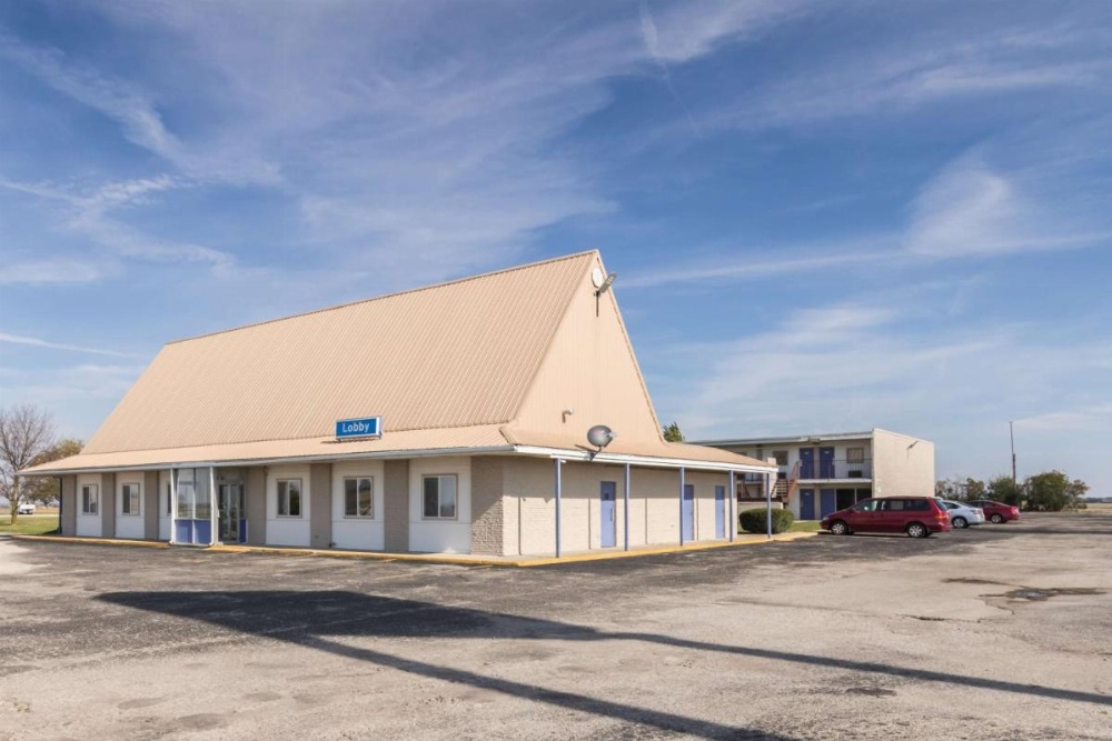Motel 6-Mattoon, IL Image 14