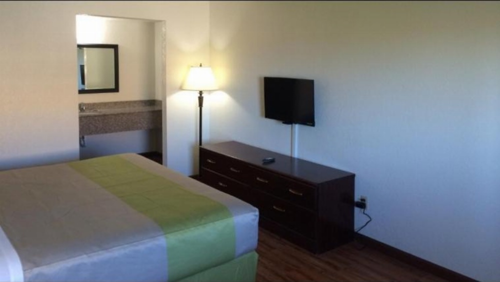 Motel 6-Mattoon, IL Image 16