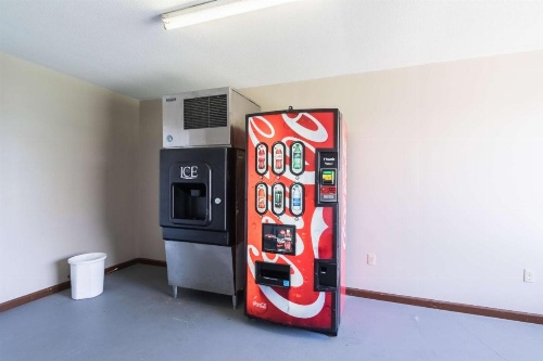 Motel 6-Mattoon, IL image 27
