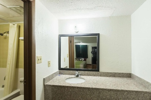 Motel 6-Mattoon, IL image 30