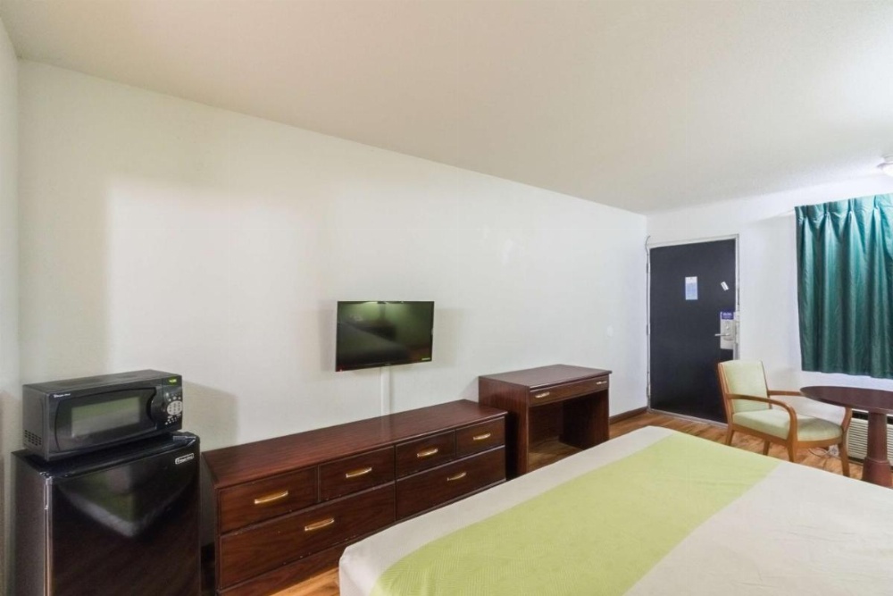 Motel 6-Mattoon, IL Image 31