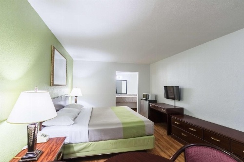 Motel 6-Mattoon, IL image 4